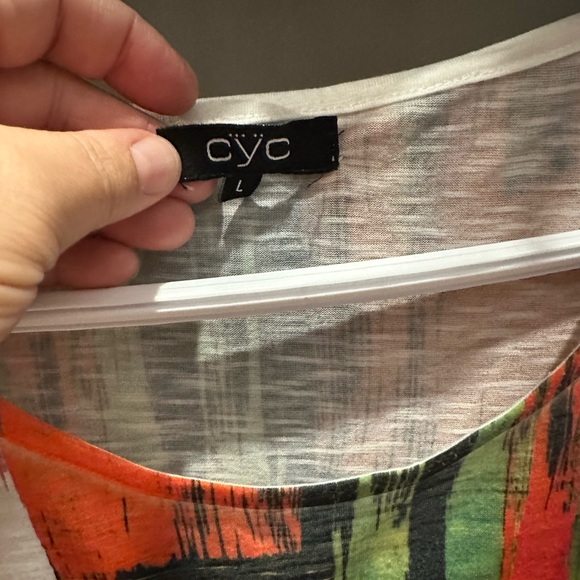 Short sleeve tee - Picture 3 of 4